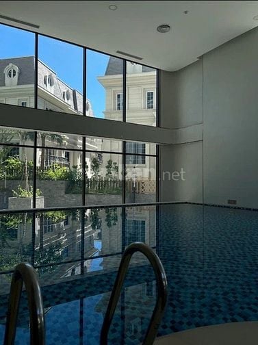 Căn hộ 5⭐ ngay trung tâm Bãi Cháy – nhìn thẳng ra vịnh Hạ Long!
