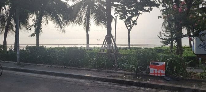 Bán nhà phố Trích sài Thụy khuê đẹp 40m 5 tầng mt 3.5m giá 8,9 tỷ