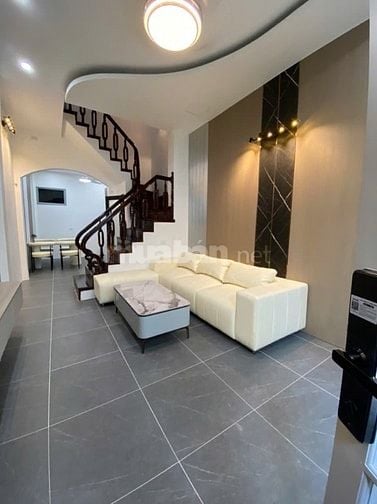 Bán nhà HOÀNG HOA THÁM ngõ to rộng DT:46m/4tang/mt3,5m