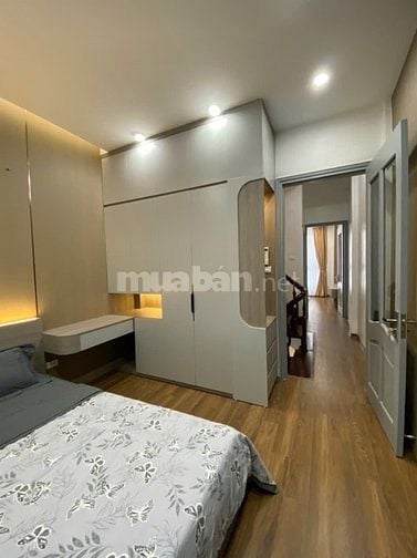 Bán nhà HOÀNG HOA THÁM ngõ to rộng DT:46m/4tang/mt3,5m