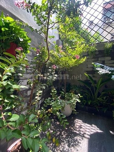 Bán nhà HOÀNG HOA THÁM ngõ to rộng DT:46m/4tang/mt3,5m