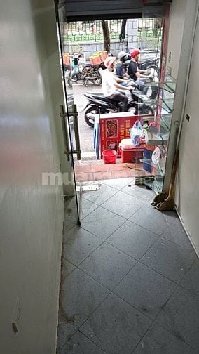 Cho Thuê Nhà Mặt Phố 37 Đặng Tiến Đông 7 triệu dễ kinh doanh và để ở