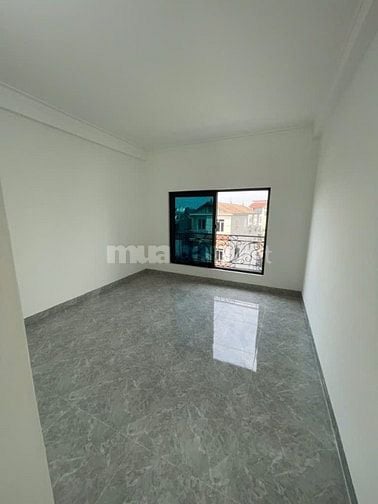 Bán nhà Tân Lập, Đan Phượng,5t x 43m2, Ngõ Rộng. Giá: 4.95 tỷ