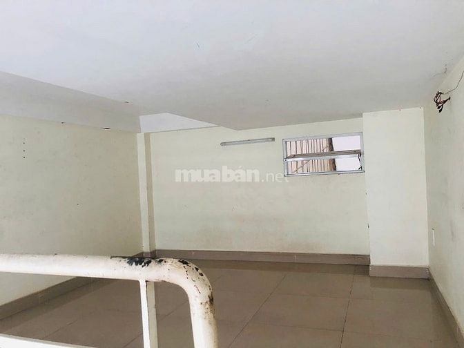 Căn hộ dịch vụ 30m2, khu an ninh, gần khu Công Nghệ Cao, Đại học FPT