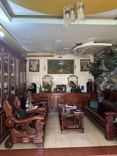 Biệt thự giữa lòng thành phố, 10x10m, 4 tầng, chỉ 13.8 tỷ
