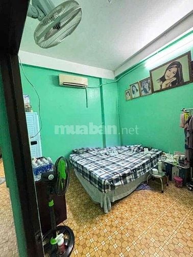 Cho thuê nhà mặt tiền Nhật Tảo, P.7, Q.11 giá 30tr