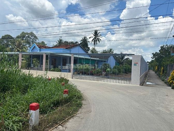 HH 2% MG - Bán nhanh lô góc 2 mặt tiền Lê Văn Tâm 4m, giá 1 tỷ 250
