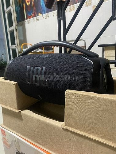 Cần bán loa sử dụng còn rất mới