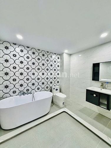 Nhà Hoa Giấy, Phú Nhuận dt 64m2. Nhà 1 Trệt 1 lửng 2L ST 4pn. 4ty550