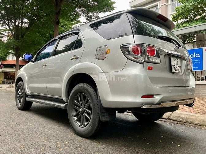 Gia đình bán xe Toyota Fortuner máy diesel SX 2016