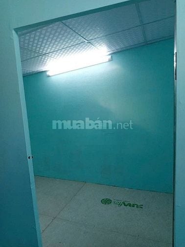 Cho thuê nhà hẻm 3m(BG) Lạc Long Quân, P.10, Q.Tân Bình giá 8.5tr