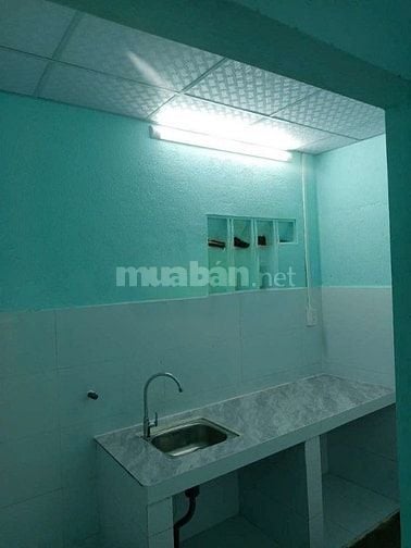 Cho thuê nhà hẻm 3m(BG) Lạc Long Quân, P.10, Q.Tân Bình giá 8.5tr