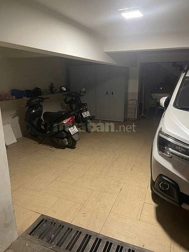 Nhà biệt thự phạm thị tánh F4Q8 dt: 8x20, hầm, trệt, 3 lầu ST