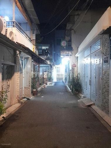 Cho thuê nhà hẻm 3m(BG) Lạc Long Quân, P.10, Q.Tân Bình giá 8.5tr