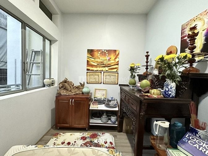 Cần bán nhà hẻm ô tô con Lê Vă Sỹ giá tốt 8,3ty (TL) 