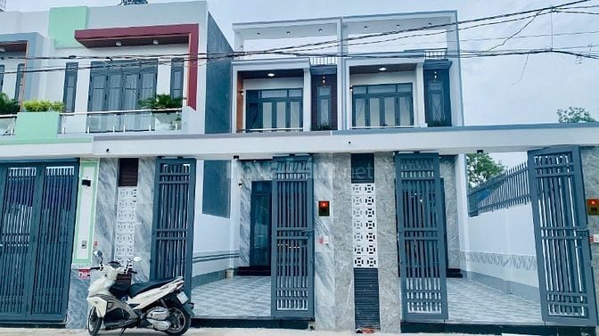 BÁN GẤP CẶP ĐÔI SIÊU PHẨM NHÀ MỚI HOÀN THIỆN- GẦN CHỢ , BỆNH VIỆN