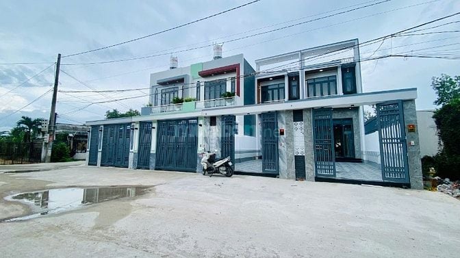BÁN GẤP CẶP ĐÔI SIÊU PHẨM NHÀ MỚI HOÀN THIỆN- GẦN CHỢ , BỆNH VIỆN