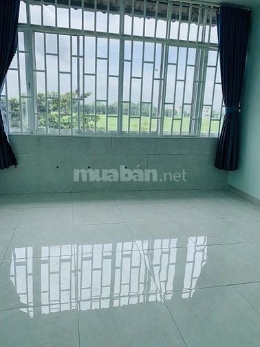 Nhà gần chung cư Hoàng Anh Gold House, DT 32m2