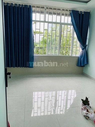 Nhà gần chung cư Hoàng Anh Gold House, DT 32m2