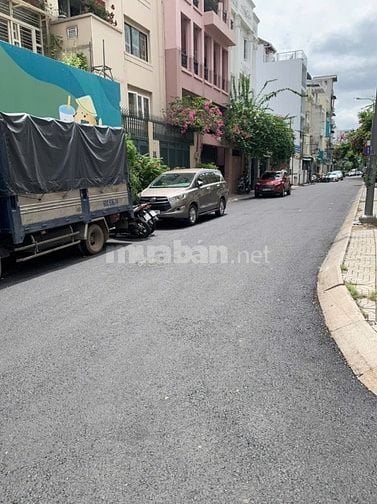 Cần bán căn nhà rẻ địa chỉ 393 Hai Bà Trưng, phường Võ Thị Sáu, Quận 3
