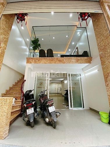 9 tầng cạnh Hồ Linh Quang, Kinh doanh, Văn phòng, Spa, 27.5 tỷ