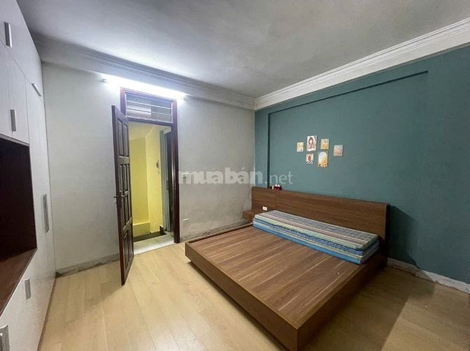 Nhà riêng ngõ phố hoàng mai nguyễn đức cảnh dt32m2x5t giá 12tr