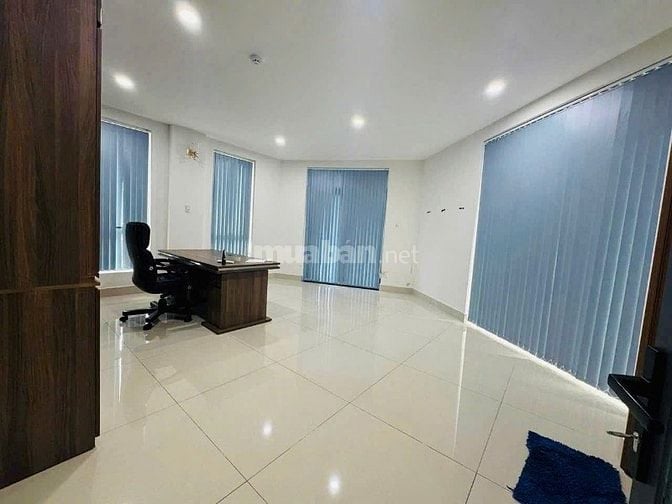 CHO THUÊ CĂN GÓC 2 MẶT TIỀN HẺM XE TẢI TÔ HIẾN THÀNH, PHƯỜNG 13, Q10