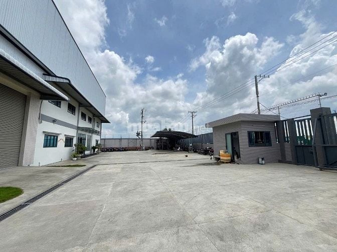 Cho thuê kho xưởng ngoài KCN Bến Lức, Long An, KV: 4.000m2, X: 2.200m2