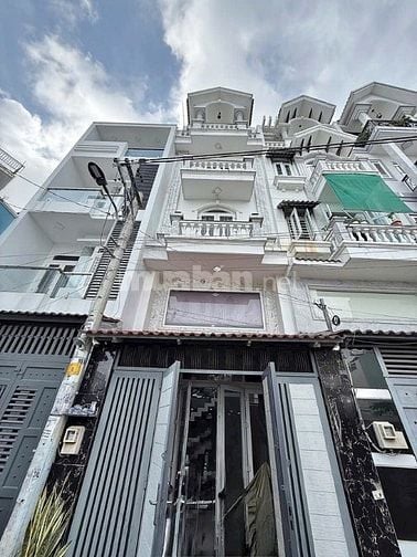 Bán gấp nhà bốn tầng khu đồng bộ cao cấp sát trường Tân Sơn