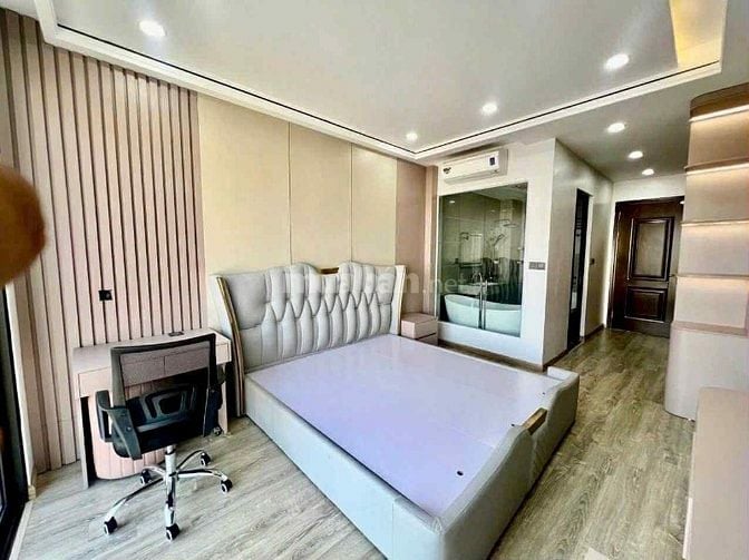 NHÀ MỚI TRUNG TÂM LÕI BỒ ĐỀ - 6TẦNG THANG MÁY - NỘI THẤT ĐẸP Ở NGAY