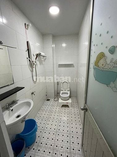 Cho thuê nhà mặt tiền Hoa Bằng, P.T.S.Nhì, Q.Tân Phú giá 14tr