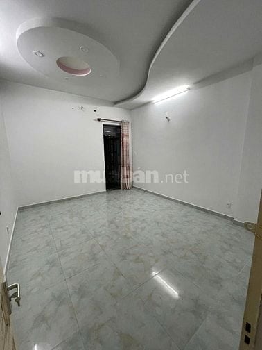 Cho thuê nhà mặt tiền Hoa Bằng, P.T.S.Nhì, Q.Tân Phú giá 14tr
