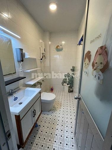 Cho thuê nhà mặt tiền Hoa Bằng, P.T.S.Nhì, Q.Tân Phú giá 14tr