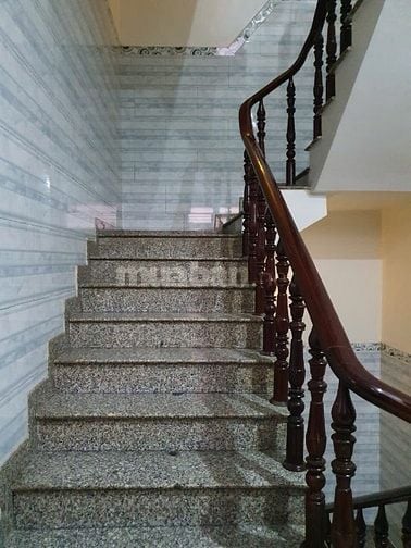  Bán nhà mặt tiền Hoàng Hữu Nam 