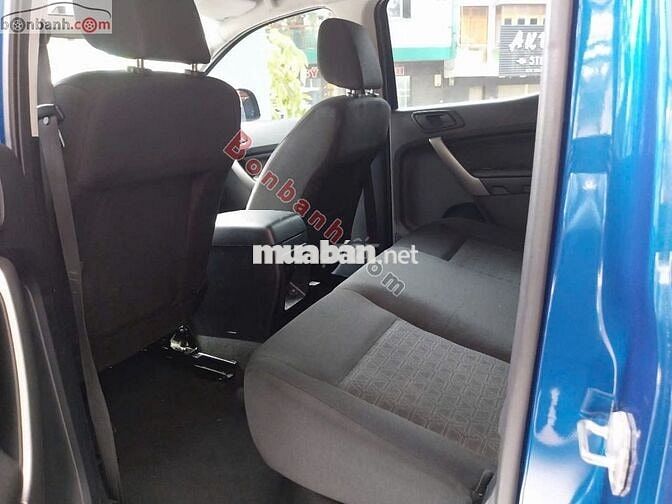 Ford Ranger XLS 2.2L 4x2 AT 2021 - 465 Triệu