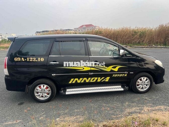 Toyota Innova 2009 G - 118000 km