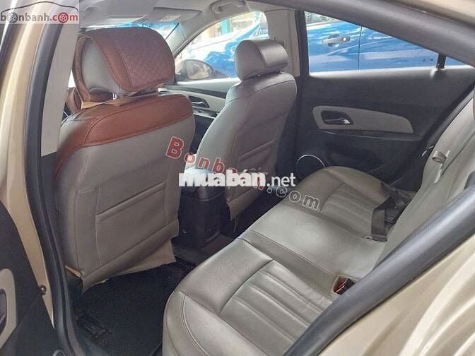 Chevrolet Cruze LTZ 1.8 AT 2014 - 250 Triệu