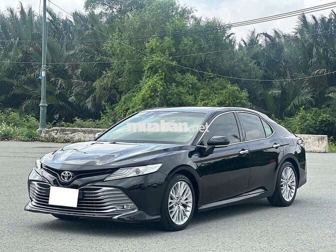 Bán xe Toyota camry 2.5Q