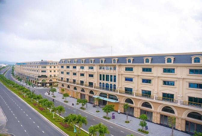 🏖️ REGAL MAISON® PHÚ YÊN – NHÀ PHỐ 5 TẦNG MẶT BIỂN TRUNG TÂM | CHỈ TỪ
