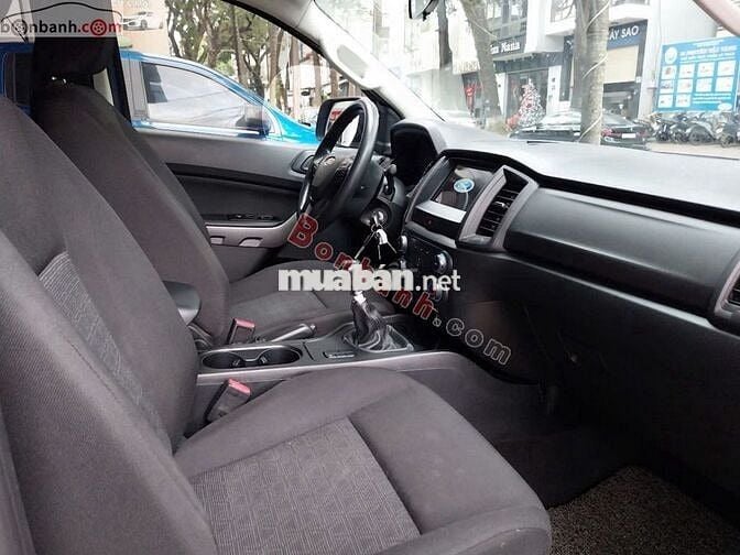 Ford Ranger XLS 2.2L 4x2 MT 2021 - 465 Triệu