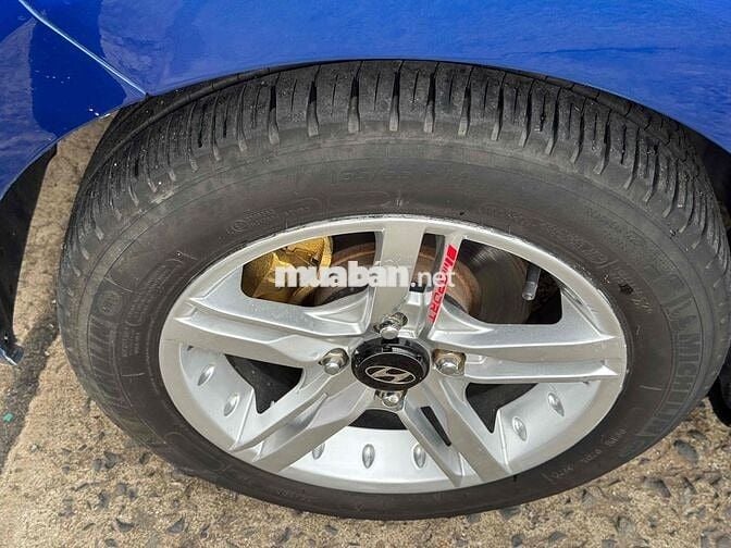 Hyundai i10 2017 Sedan 1.2 MT xanh rin