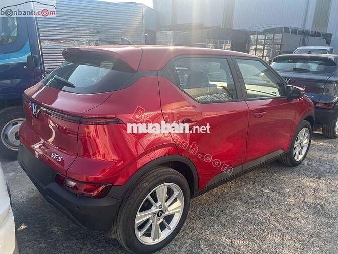 VinFast VF5 Plus 2024