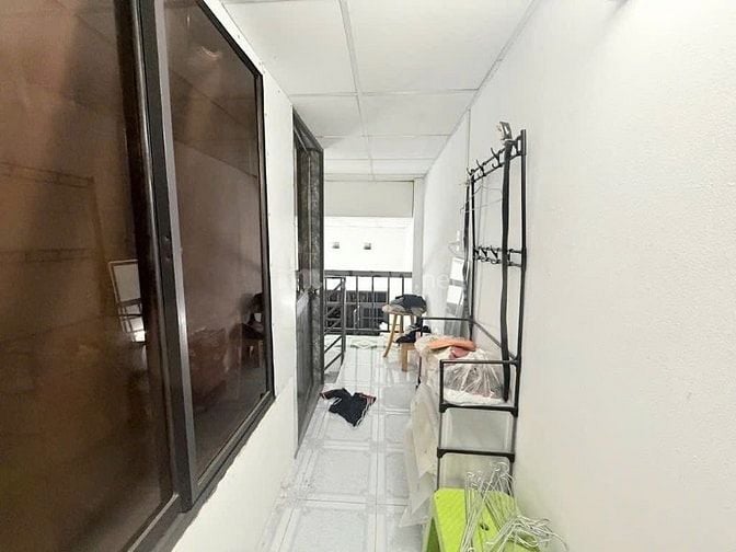 Thím mười kẹt tiền cần bán nhà gấp