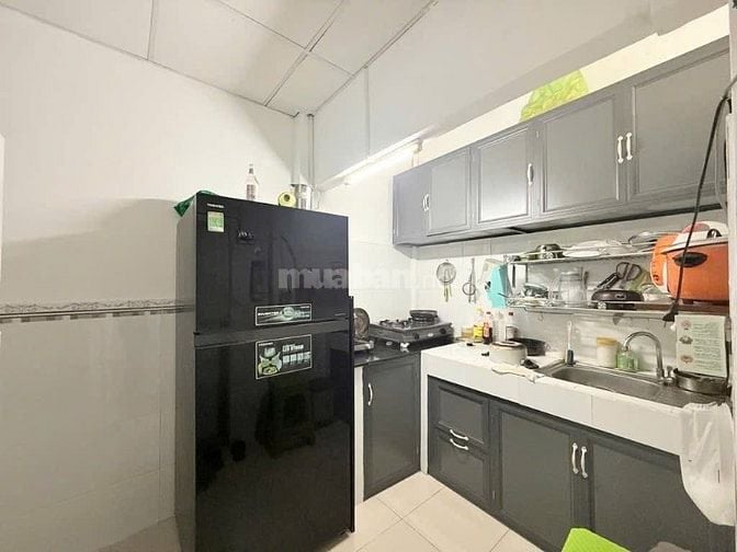 Thím mười kẹt tiền cần bán nhà gấp