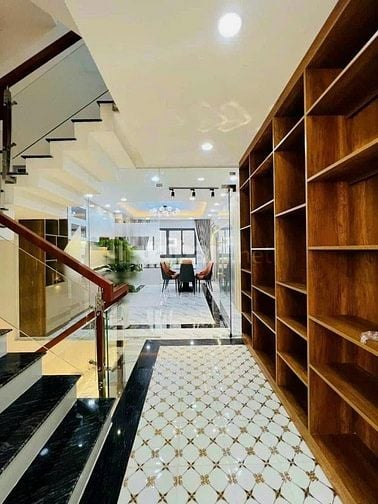 Bán liền căn Phạm Viết Chánh, Nguyễn Cư Trinh, quận 1 giá 4tỷ200tr SHR