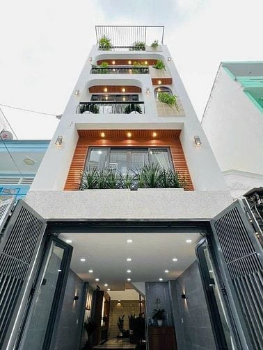 Bán liền căn Phạm Viết Chánh, Nguyễn Cư Trinh, quận 1 giá 4tỷ200tr SHR