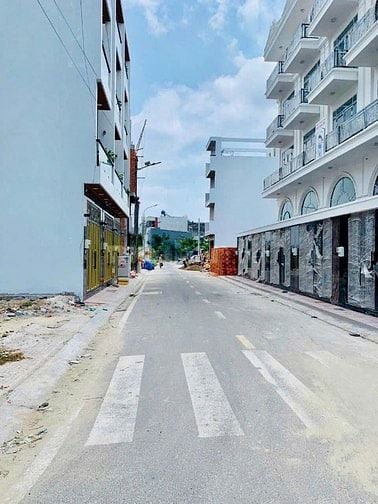 Cần bán gấp lô đất diện tích 75,6m2 (SHR) full thổ cư 