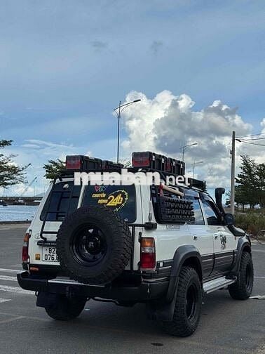 Toyota Land Cruiser 1997 4.5 MT - 300000 km