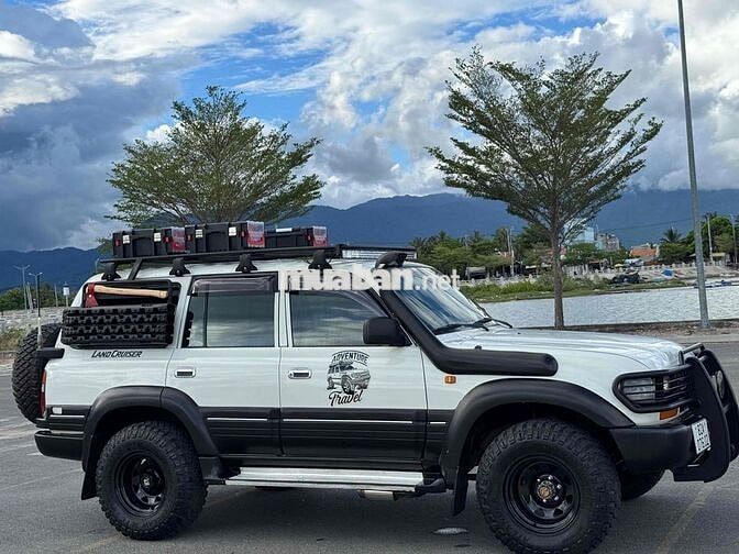 Toyota Land Cruiser 1997 4.5 MT - 300000 km