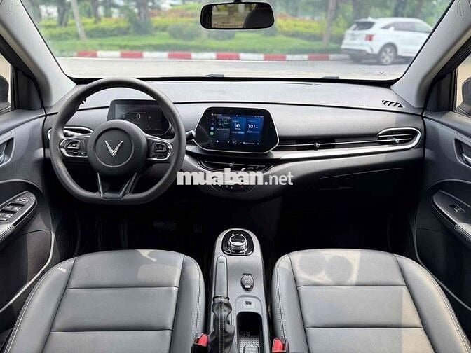 VinFast VF5 2024 Plus - 8000 km